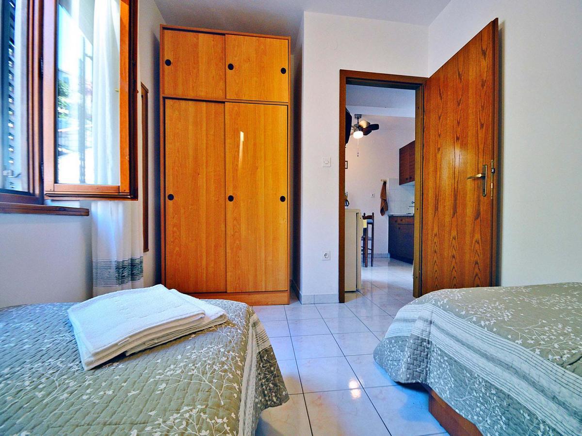 Apartment Bruna 653 Rabac Bagian luar foto