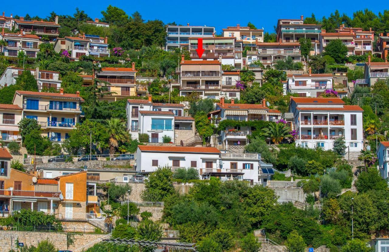 Apartment Bruna 653 Rabac Bagian luar foto
